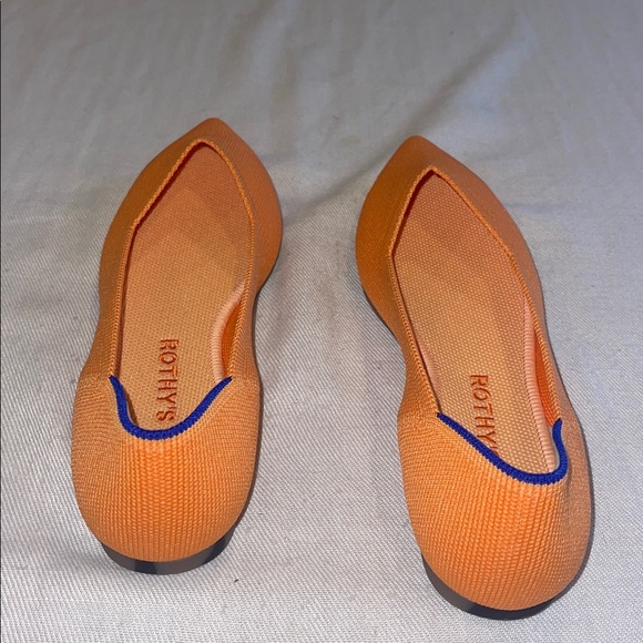 Rothy’s Tangerine Flats, with blue trim on back SZ 8 EUC - Picture 5 of 11